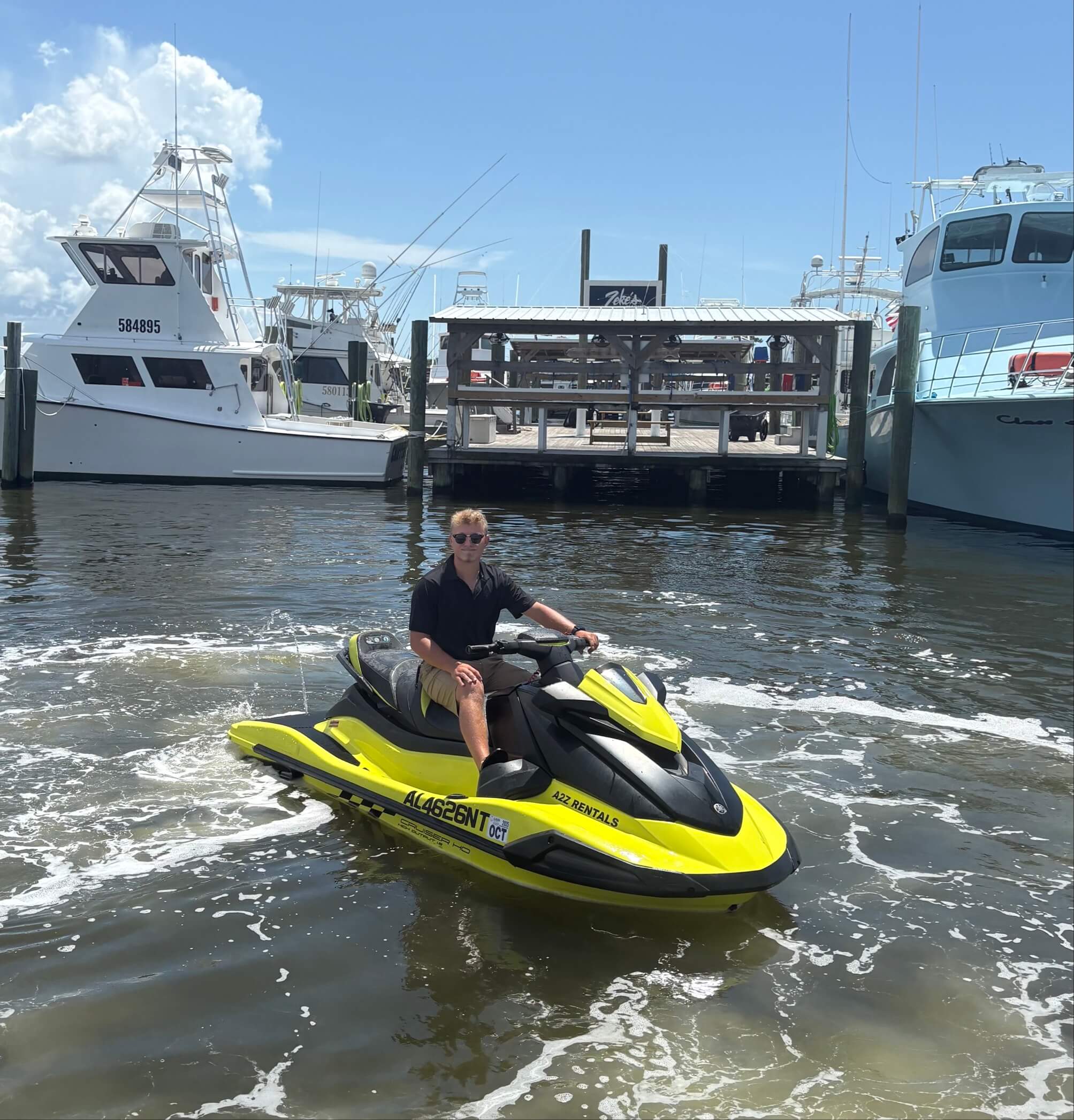 customer-riding-jet-ski-rental-in-orange-beach-al